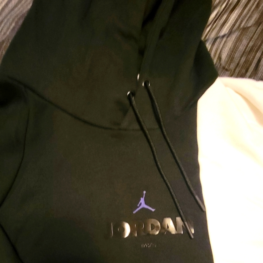 Jordan hoodie size 2x like new